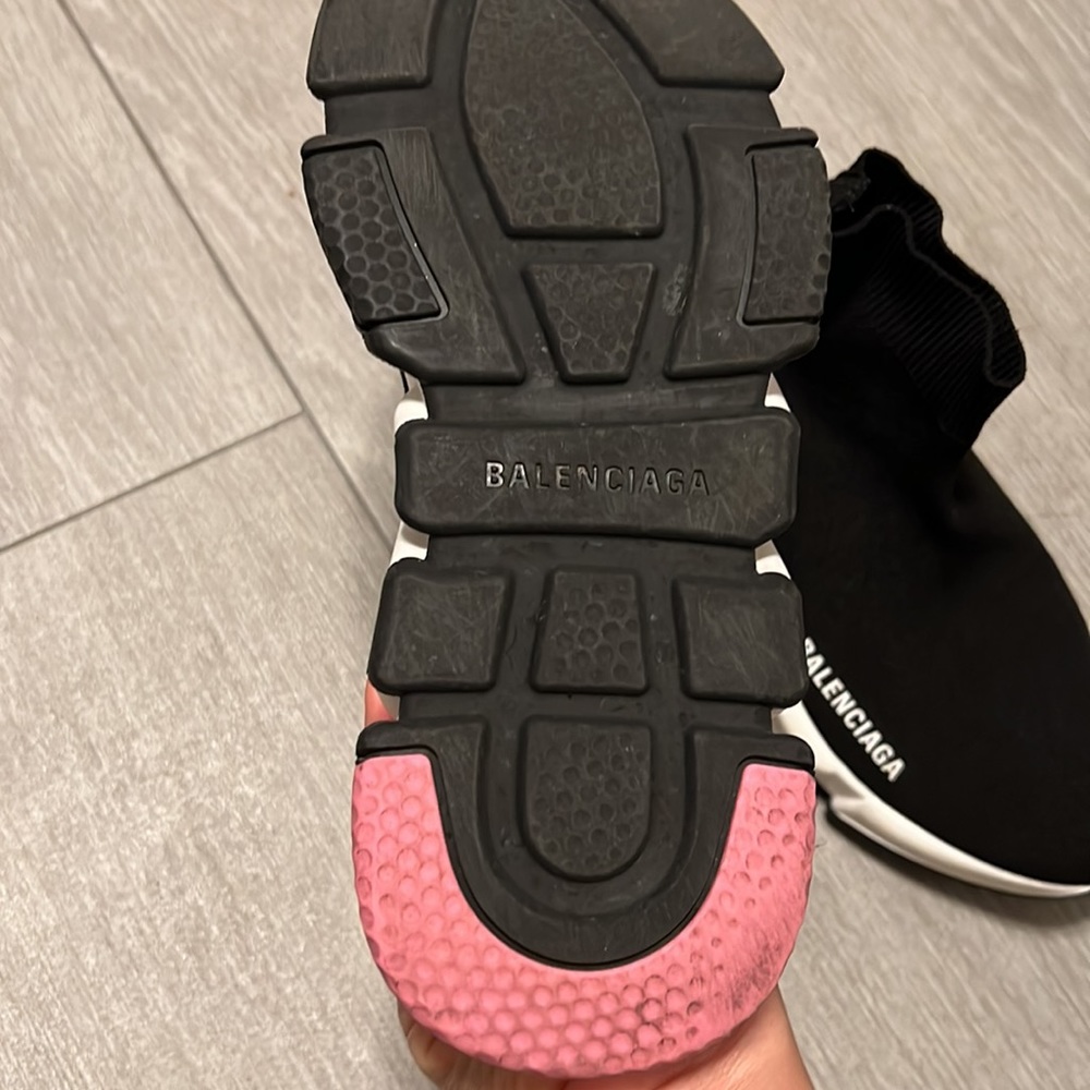 Mint condition balenciaga sneakers - Picture 5 of 5